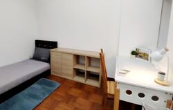Hillington Green (D23), Condominium #570252371